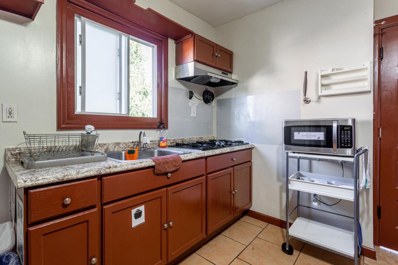 1 Bus Stop To Nyc-hot Tub-ewr Airport-free Parking Holiday home Hillside