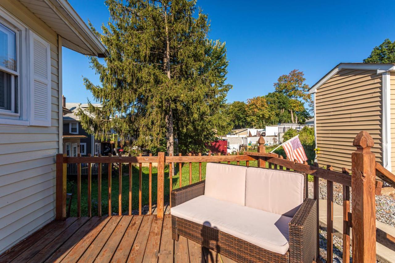1 Bus Stop To Nyc-hot Tub-ewr Airport-free Parking Holiday home
