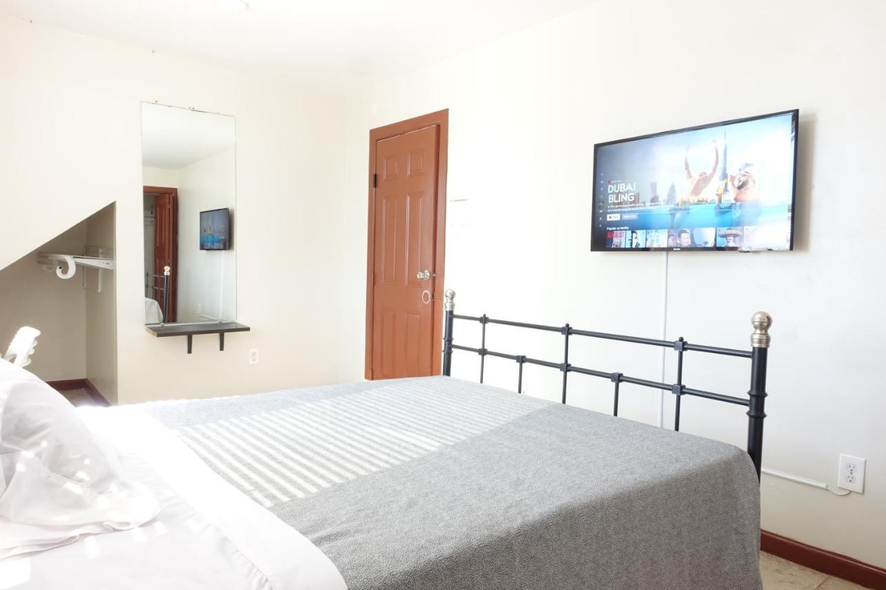 1 Bus Stop To Nyc-hot Tub-ewr Airport-free Parking