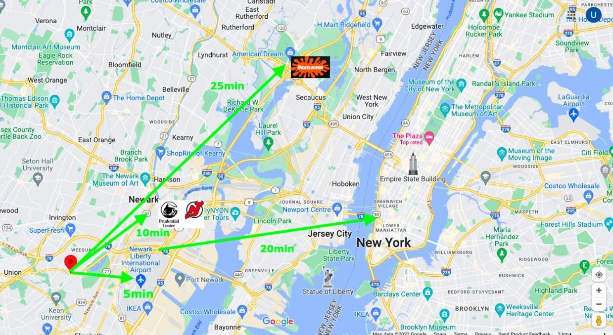 Holiday home 1 Bus Stop To Nyc-hot Tub-ewr Airport-free Parking
